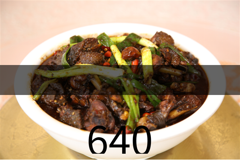 640