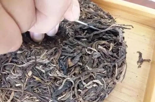 已經(jīng)打開的普洱茶餅應(yīng)如何更好地存放，短期和長期的方法都教給你?