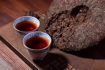 苦、澀味絕不是古樹普洱的霸氣，那也叫懂普洱茶，別逗了！