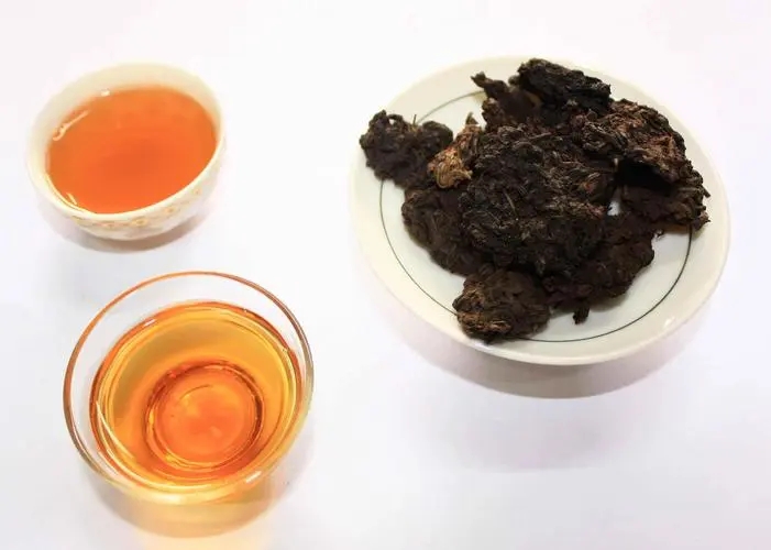用正確的方法沖泡出老茶的精髓；評看普洱茶葉底也是一門手藝！