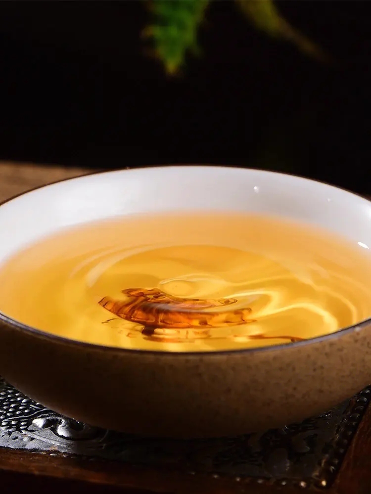 2023年白鶯山古樹春茶價(jià)格是多少？